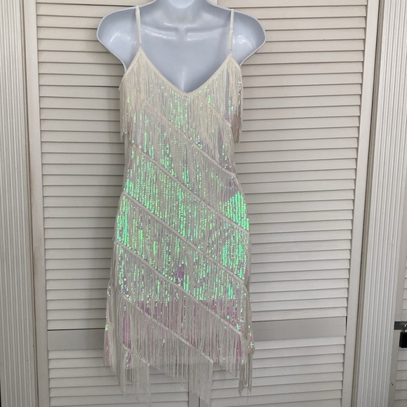 Vtg fringe white irridescent mini dress size XS approx 26.5 in long from pitt - Picture 5 of 6